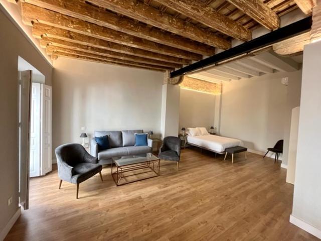 Ti1 Estiloso Loft 120M De La Catedral Tomas De Ibarra Street Seville Ngoại thất bức ảnh